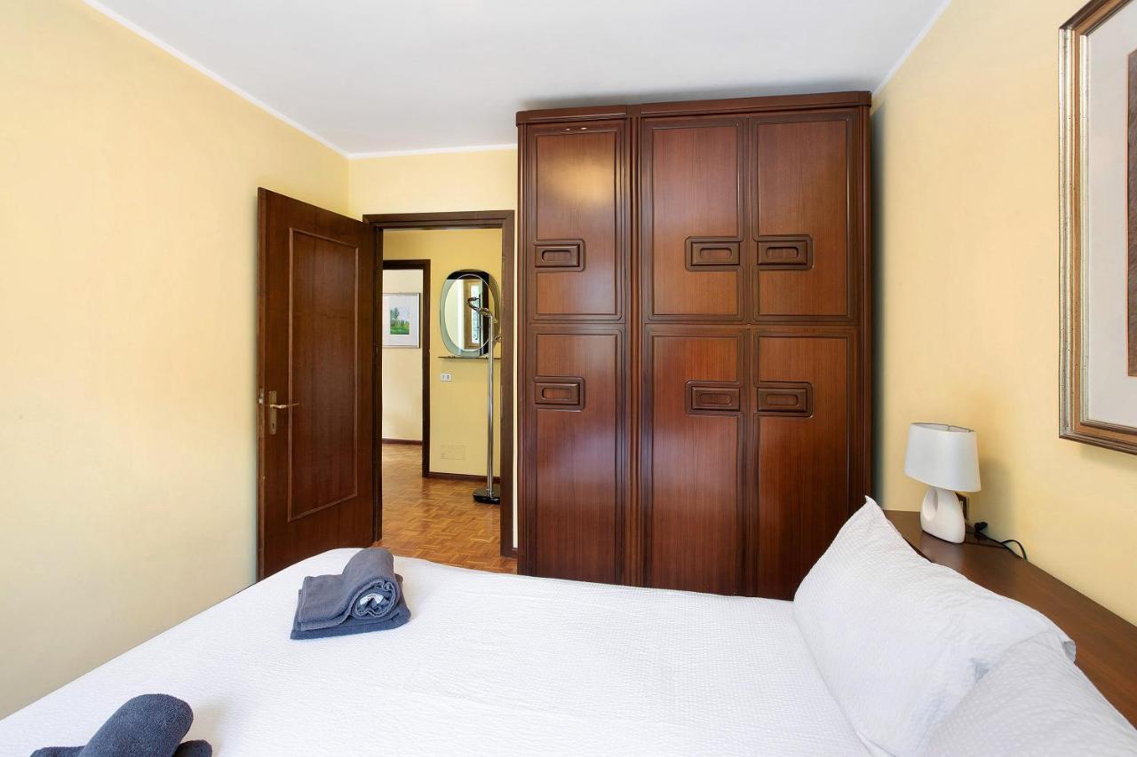 Condominio Solena 博尔米奥 外观 照片